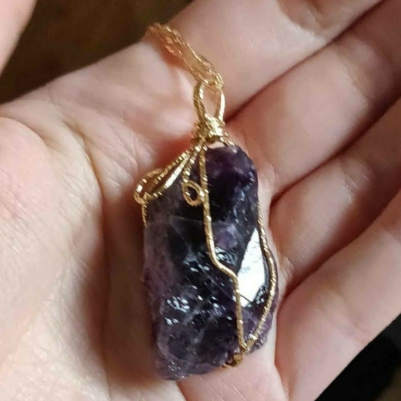 Large Raw Wire Wrapped Natural Healing Crystal Necklaces - Picture 4 of 6